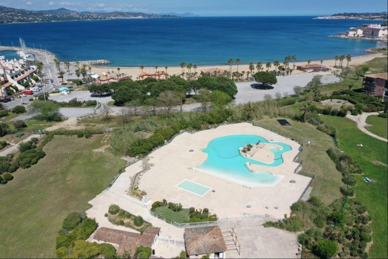 Appartement Neuf Climatise - Vue Mer Saint-Tropez - 50M Plage Et Port - Piscine Gassin Eksteriør bilde